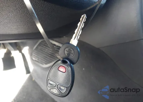 2015 Chevrolet Traverse 1Lt z USA, uszkodzony, nr VIN 1GNKVGKD8FJ292591